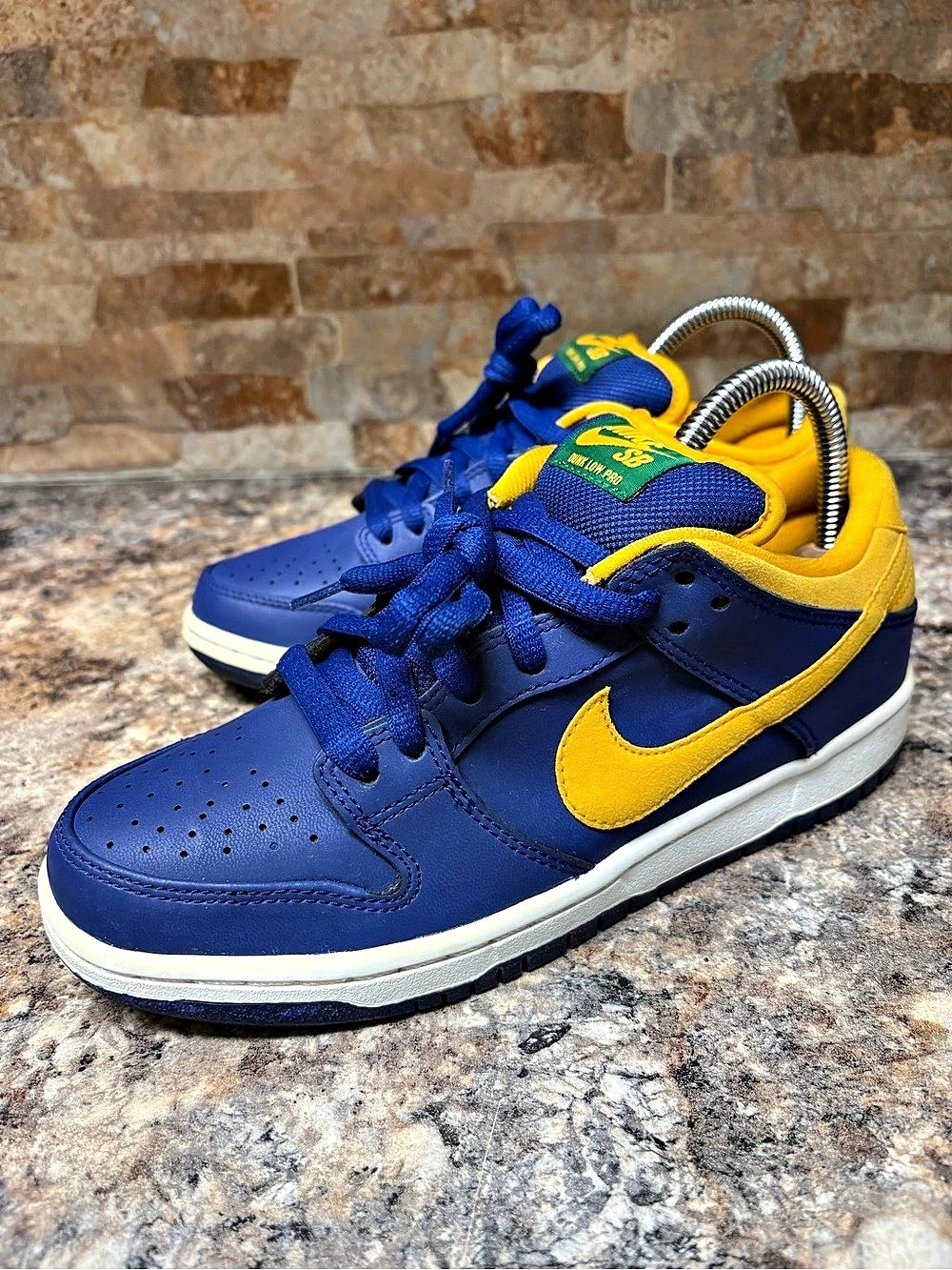 Nike SB Dunk Low Midas Brazil Royal Blue Gold Mens Size 6.5 Women’s Size 8